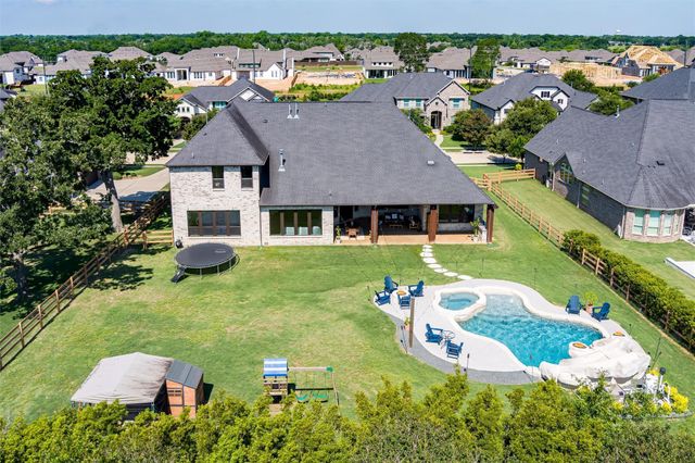 8526 Blue Ridge Trail, Fulshear, TX 77406