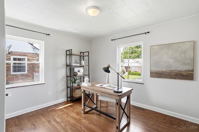 3821 OLeary Avenue, Deer Park, OH 45236