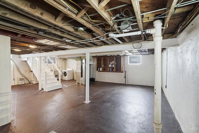 3821 OLeary Avenue, Deer Park, OH 45236