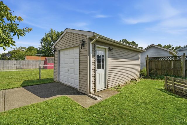 3821 OLeary Avenue, Deer Park, OH 45236
