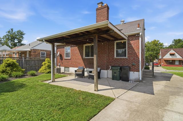 3821 OLeary Avenue, Deer Park, OH 45236