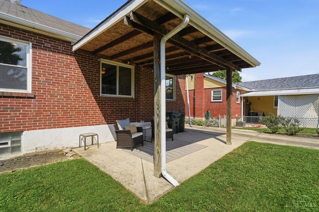 3821 OLeary Avenue, Deer Park, OH 45236