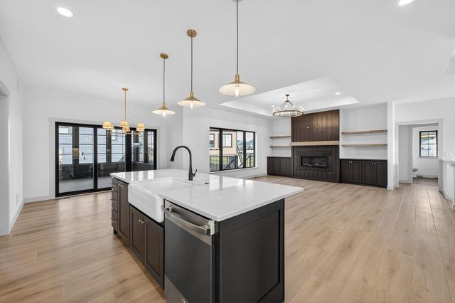 6250 Ronald Reagan Drive, Deforest, WI 53532