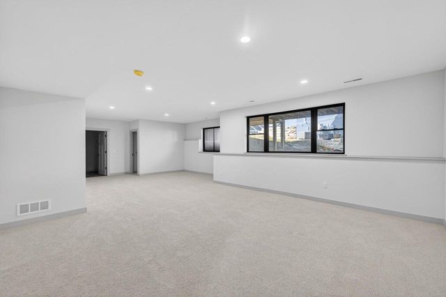 6250 Ronald Reagan Drive, Deforest, WI 53532