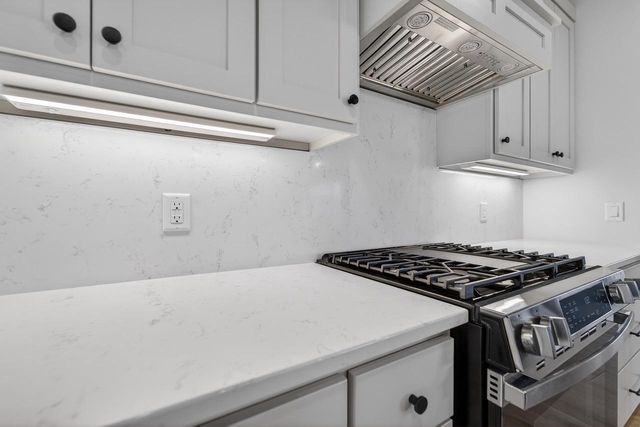 6250 Ronald Reagan Drive, Deforest, WI 53532