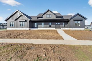 6250 Ronald Reagan Drive, Deforest, WI 53532