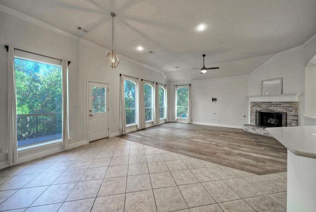 7216 Via Correto DR, Austin, TX 78749