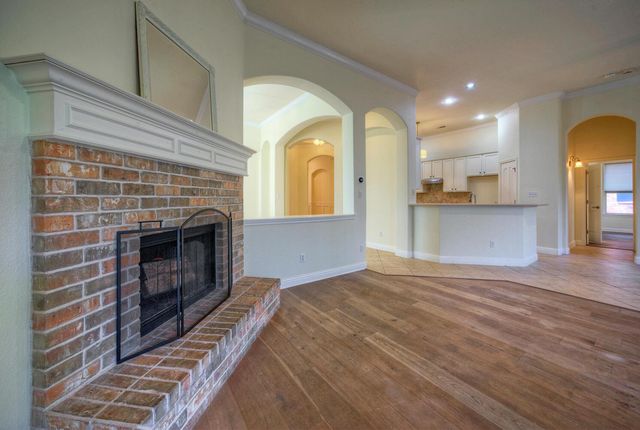 7216 Via Correto DR, Austin, TX 78749