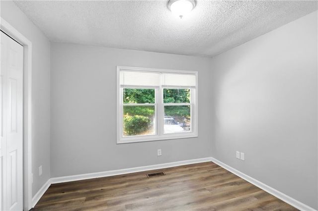1393 Northwest Drive NW, Atlanta, GA 30318