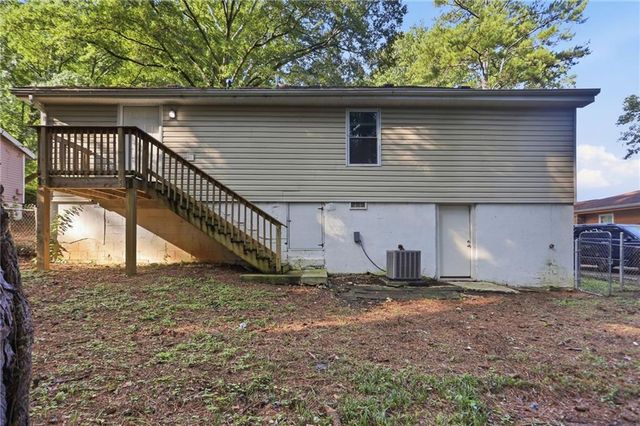 1393 Northwest Drive NW, Atlanta, GA 30318