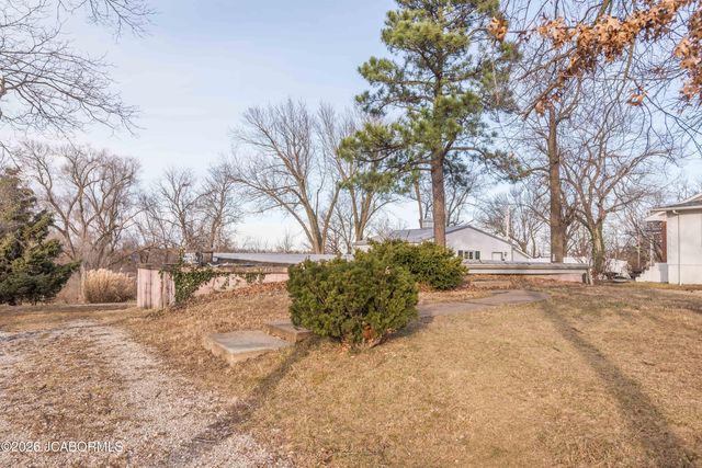 2922 S TEN MILE DRIVE, Jefferson City, MO 65109