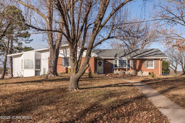 2922 S TEN MILE DRIVE, Jefferson City, MO 65109