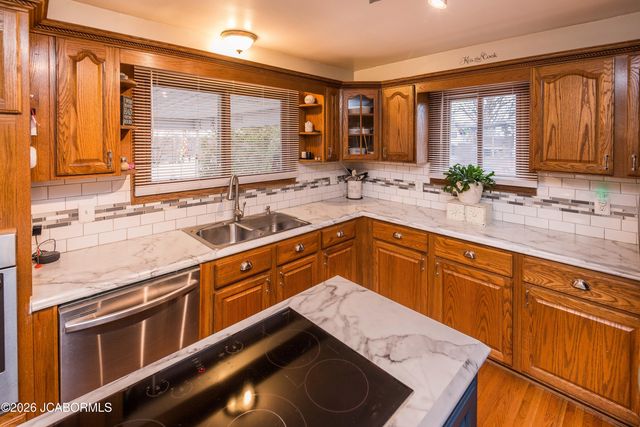 2922 S TEN MILE DRIVE, Jefferson City, MO 65109