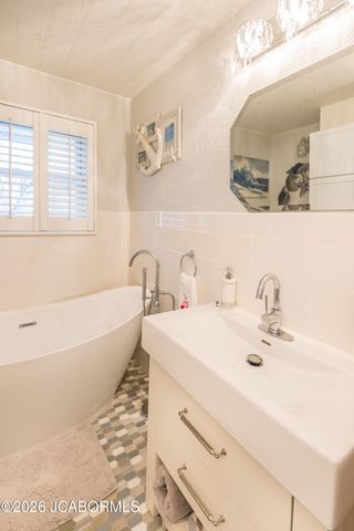 2922 S TEN MILE DRIVE, Jefferson City, MO 65109