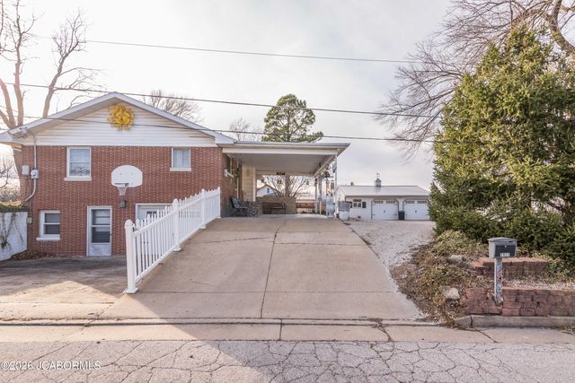 2922 S TEN MILE DRIVE, Jefferson City, MO 65109