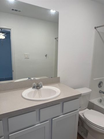 614 Road 5203, Cleveland, TX 77327