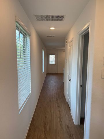 614 Road 5203, Cleveland, TX 77327