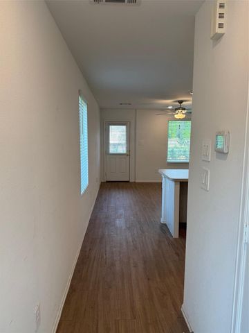 614 Road 5203, Cleveland, TX 77327