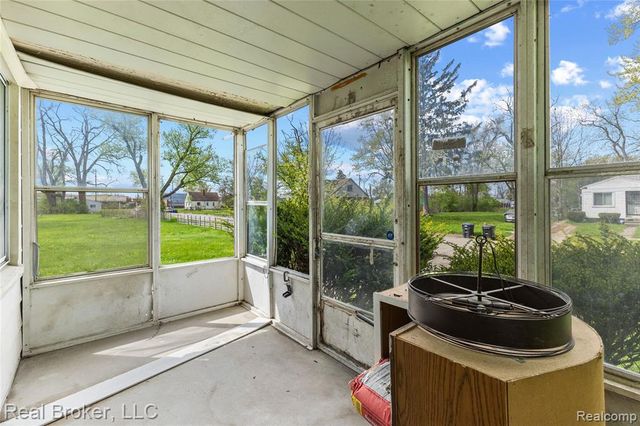 13576 Warwick Street, Detroit, MI 48223