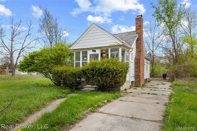 13576 Warwick Street, Detroit, MI 48223