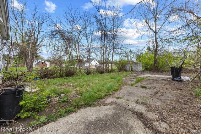 13576 Warwick Street, Detroit, MI 48223