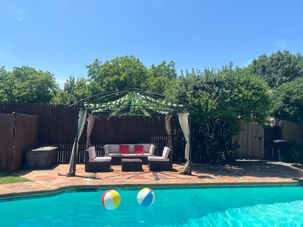 1914 E Spring Valley, Richardson, TX 75081