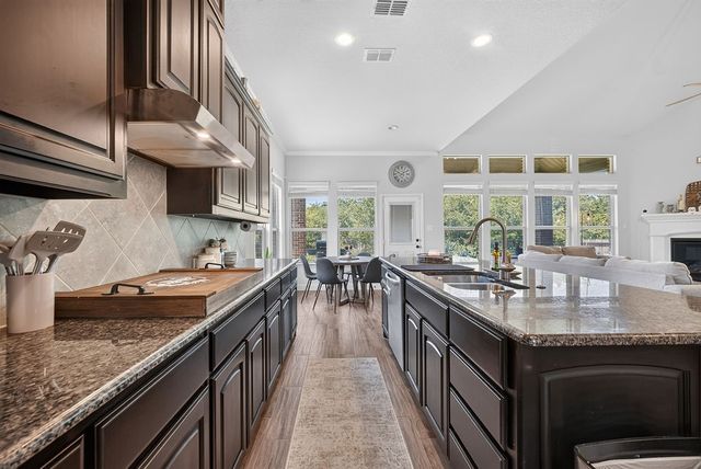 1321 Cecilia Court, Arlington, TX 76002
