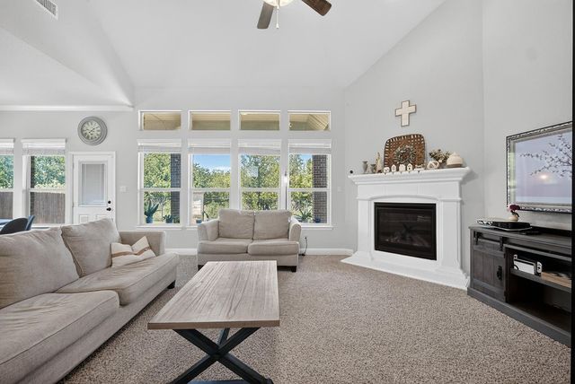 1321 Cecilia Court, Arlington, TX 76002