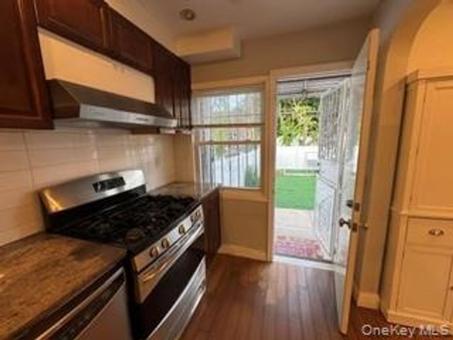 5841 205th Street, Bayside, NY 11364