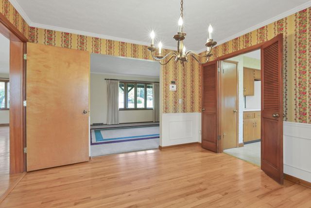 8869 Chevington Chase Drive, Pickerington, OH 43147