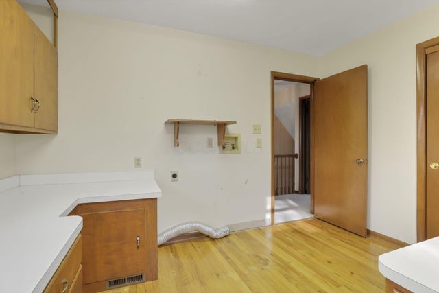 8869 Chevington Chase Drive, Pickerington, OH 43147