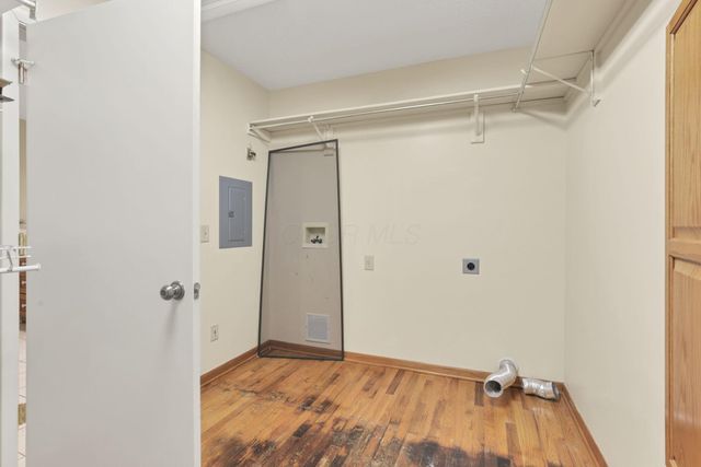 8869 Chevington Chase Drive, Pickerington, OH 43147