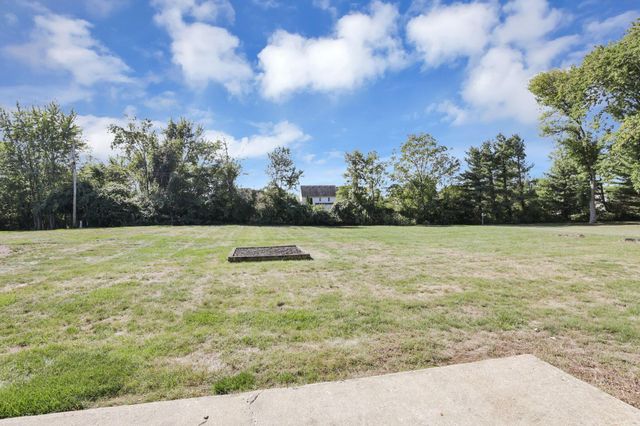 8869 Chevington Chase Drive, Pickerington, OH 43147