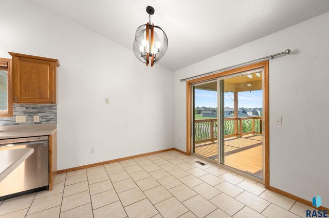 7720 W Justice St Street, Sioux Falls, SD 57106
