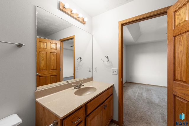7720 W Justice St Street, Sioux Falls, SD 57106