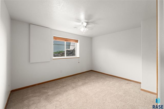 7720 W Justice St Street, Sioux Falls, SD 57106