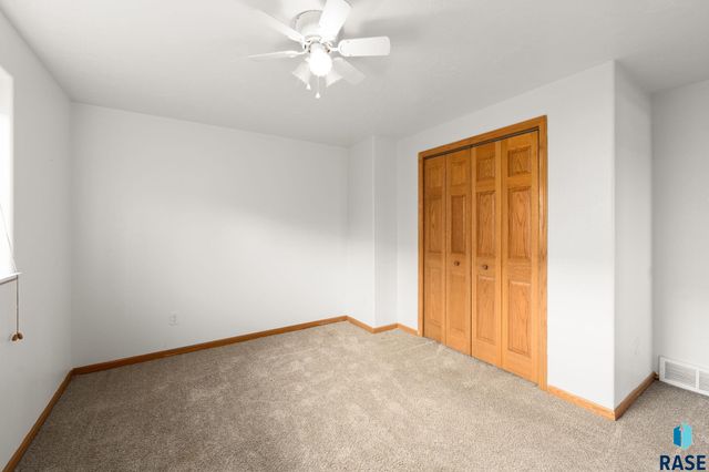 7720 W Justice St Street, Sioux Falls, SD 57106