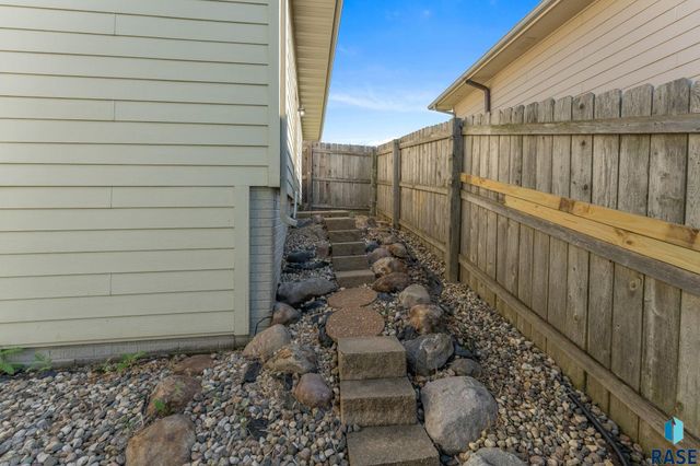7720 W Justice St Street, Sioux Falls, SD 57106