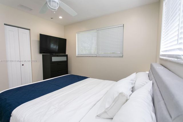 1120 N 13th Terrace, Hollywood, FL 33019