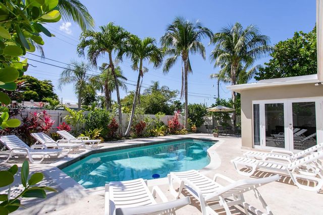 1120 N 13th Terrace, Hollywood, FL 33019