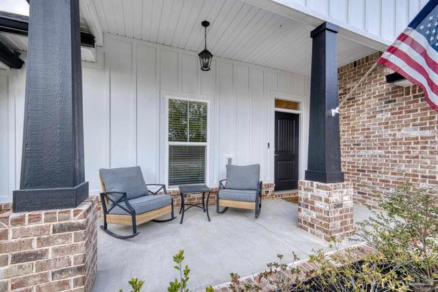 4661 Carl Booker Rd, Milton, FL 32583