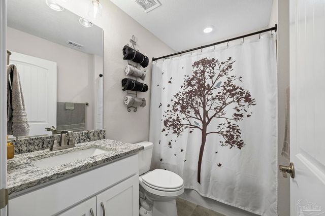 4661 Carl Booker Rd, Milton, FL 32583