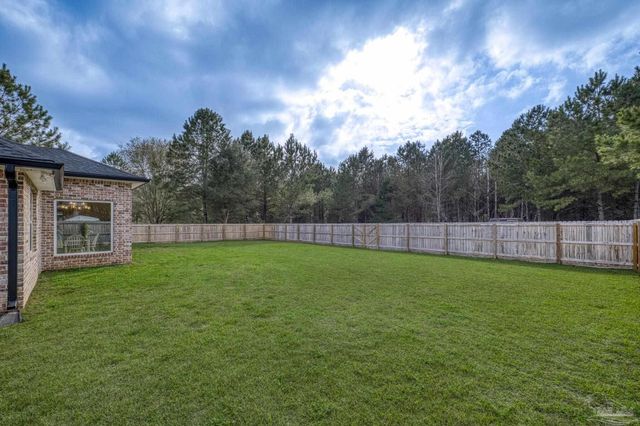 4661 Carl Booker Rd, Milton, FL 32583