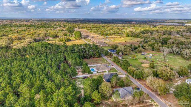 4661 Carl Booker Rd, Milton, FL 32583