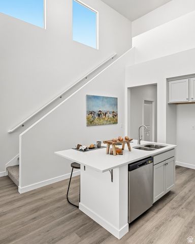 3062 W RUNWAY DR, Cedar City, UT 84720