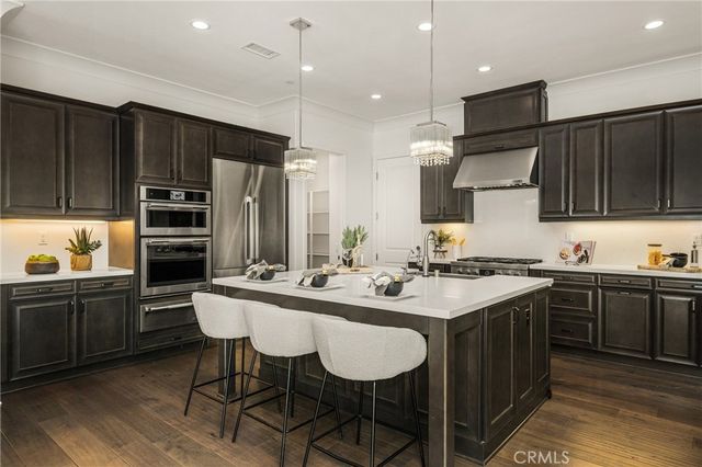 58 Riverboat, Irvine, CA 92602