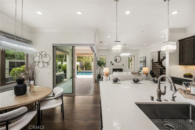 58 Riverboat, Irvine, CA 92602