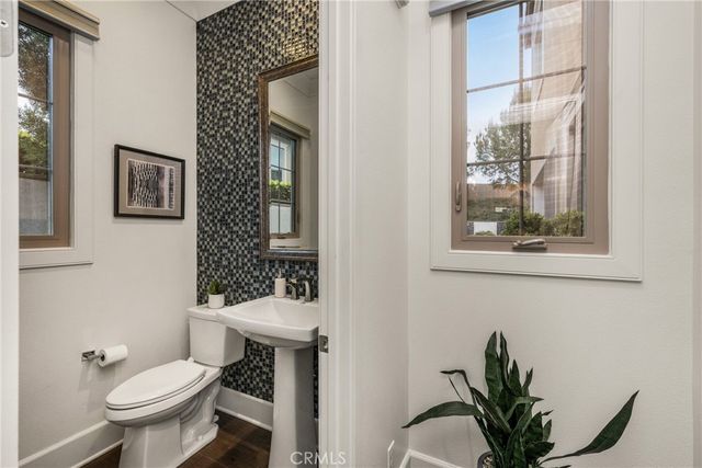 58 Riverboat, Irvine, CA 92602