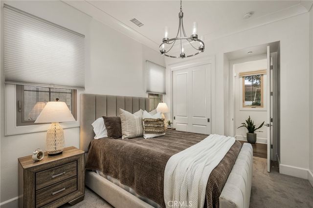 58 Riverboat, Irvine, CA 92602