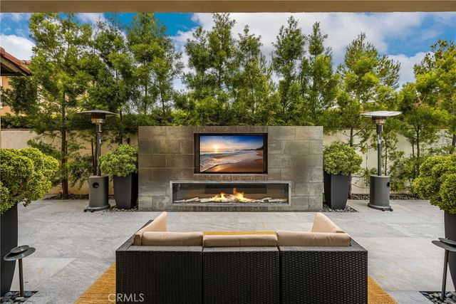 58 Riverboat, Irvine, CA 92602